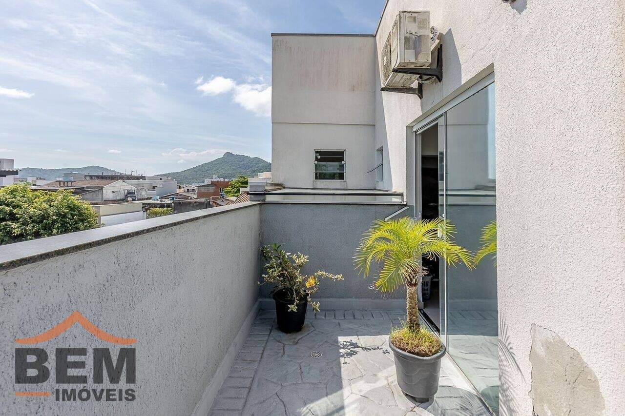 Apartamento para Venda com 3 quartos e 150m² no bairro Centro, em Balneário Camboriú