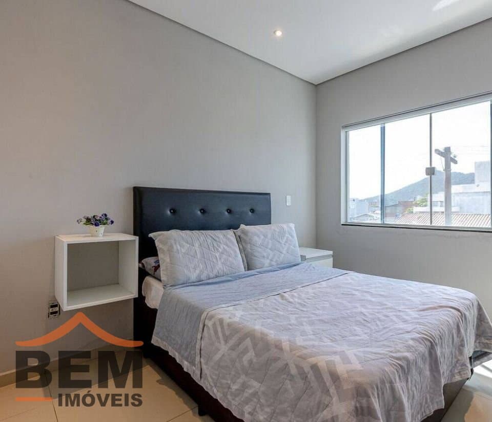 Apartamento para Venda com 3 quartos e 150m² no bairro Centro, em Balneário Camboriú