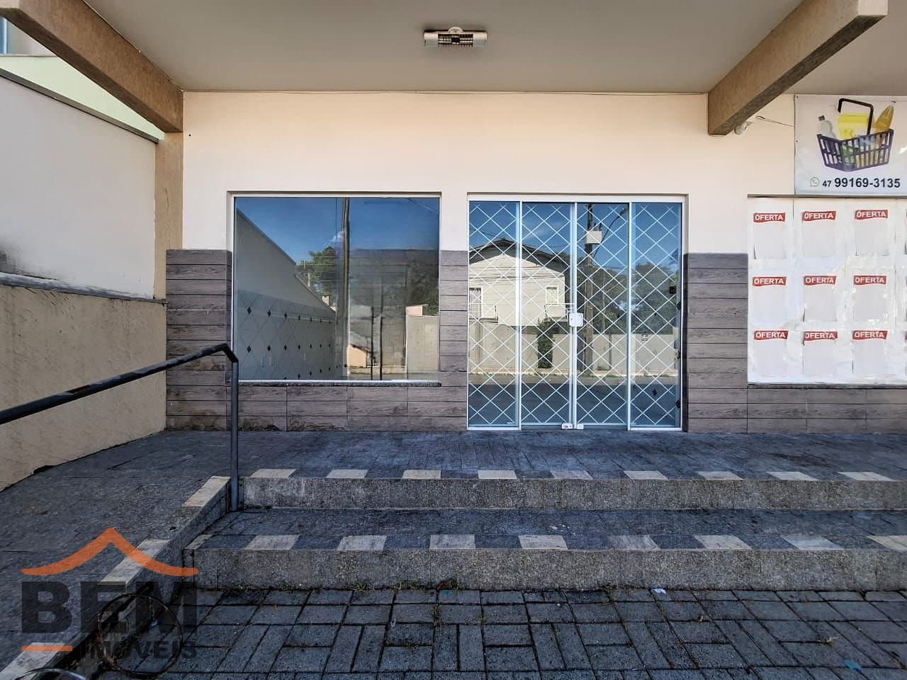 Salas/Conjuntos para Locação com 45m² no bairro Murta, em Itajaí