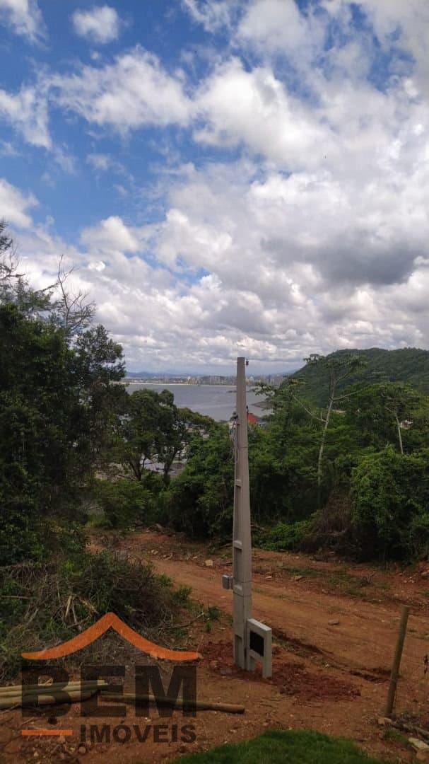 Terreno para Venda no bairro Gravatá, em Penha