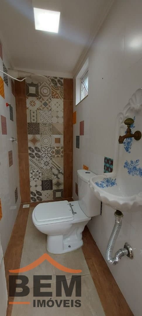 Casa para Venda com 5 quartos e 445m² no bairro Praia dos Amores, em Balneário Camboriú