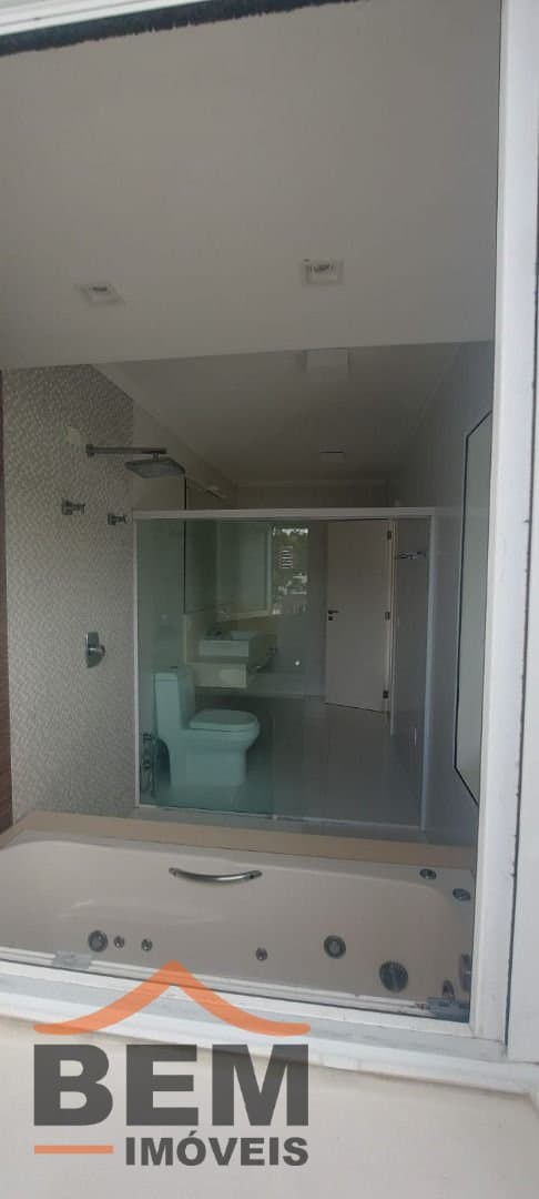 Casa para Venda com 5 quartos e 445m² no bairro Praia dos Amores, em Balneário Camboriú