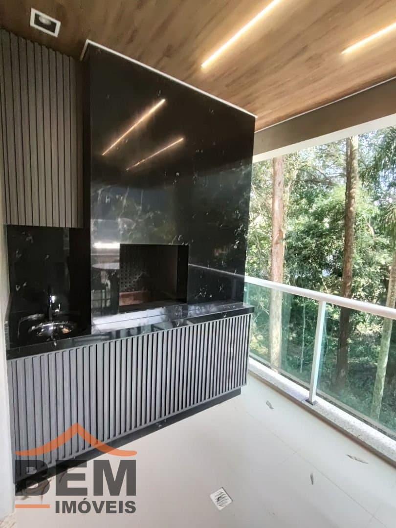 Apartamento para Venda com 3 quartos e 149m² no bairro Cabeçudas, em Itajaí