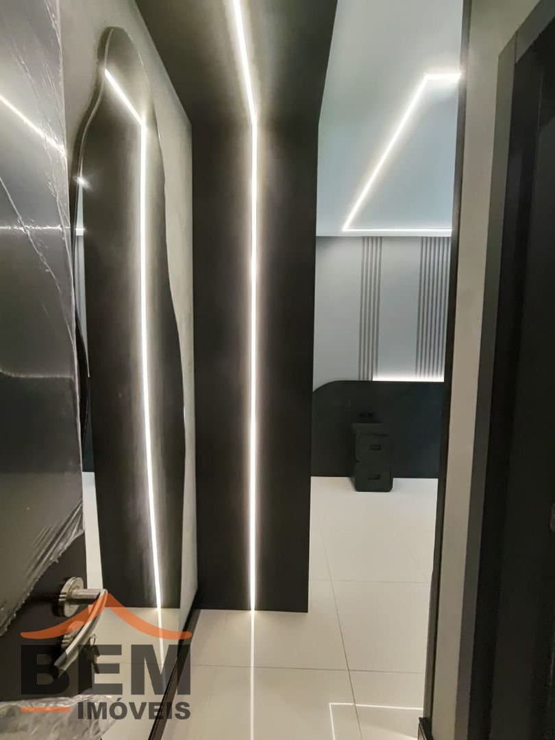 Apartamento para Venda com 3 quartos e 149m² no bairro Cabeçudas, em Itajaí