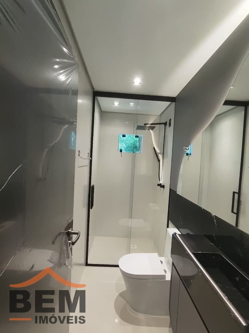 Apartamento para Venda com 3 quartos e 149m² no bairro Cabeçudas, em Itajaí