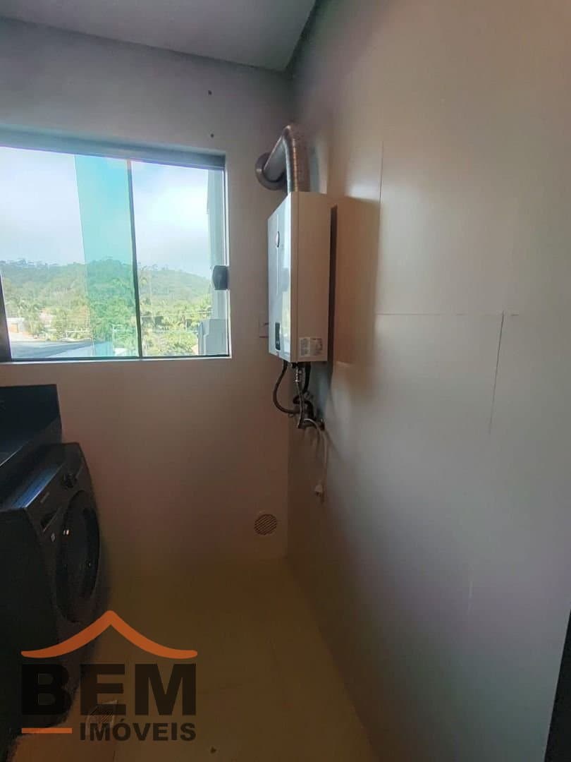 Apartamento para Venda com 3 quartos e 149m² no bairro Cabeçudas, em Itajaí
