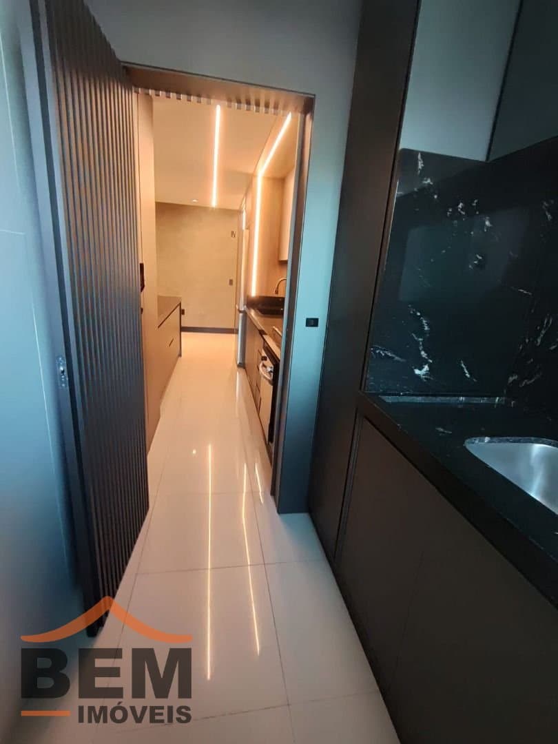 Apartamento para Venda com 3 quartos e 149m² no bairro Cabeçudas, em Itajaí
