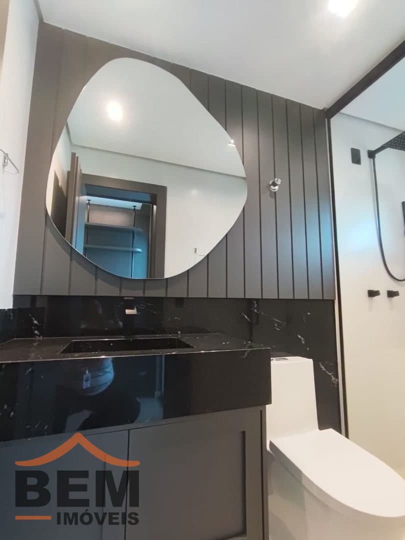 Apartamento para Venda com 3 quartos e 149m² no bairro Cabeçudas, em Itajaí
