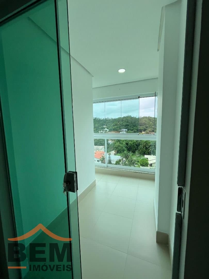 Apartamento para Venda com 5 quartos e 296m² no bairro Cabeçudas, em Itajaí
