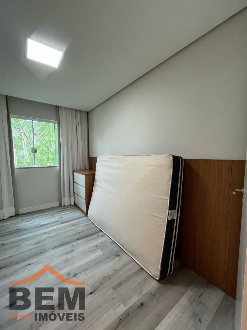 Apartamento para Venda com 5 quartos e 296m² no bairro Cabeçudas, em Itajaí