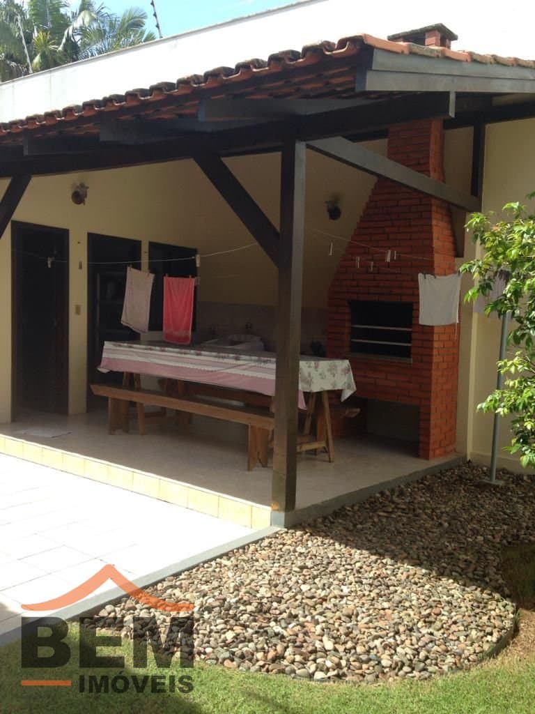 Casa para Venda com 3 quartos e 199m² no bairro Dom Bosco, em Itajaí
