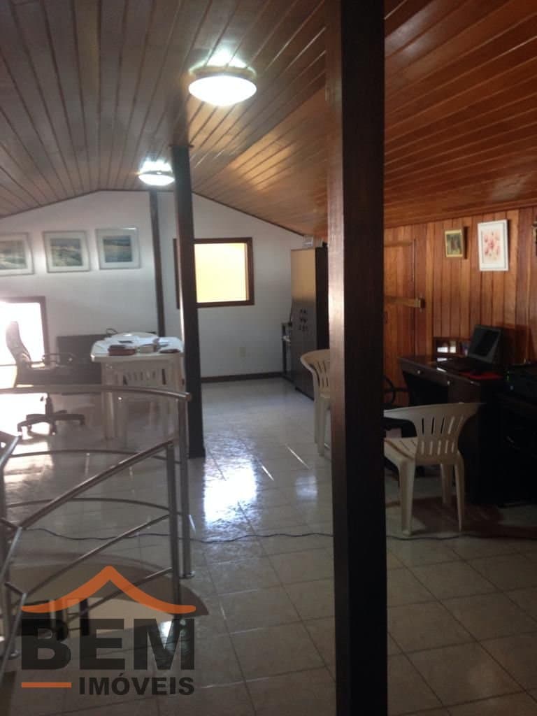 Casa para Venda com 3 quartos e 199m² no bairro Dom Bosco, em Itajaí