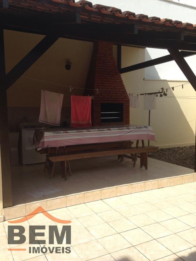 Casa para Venda com 3 quartos e 199m² no bairro Dom Bosco, em Itajaí