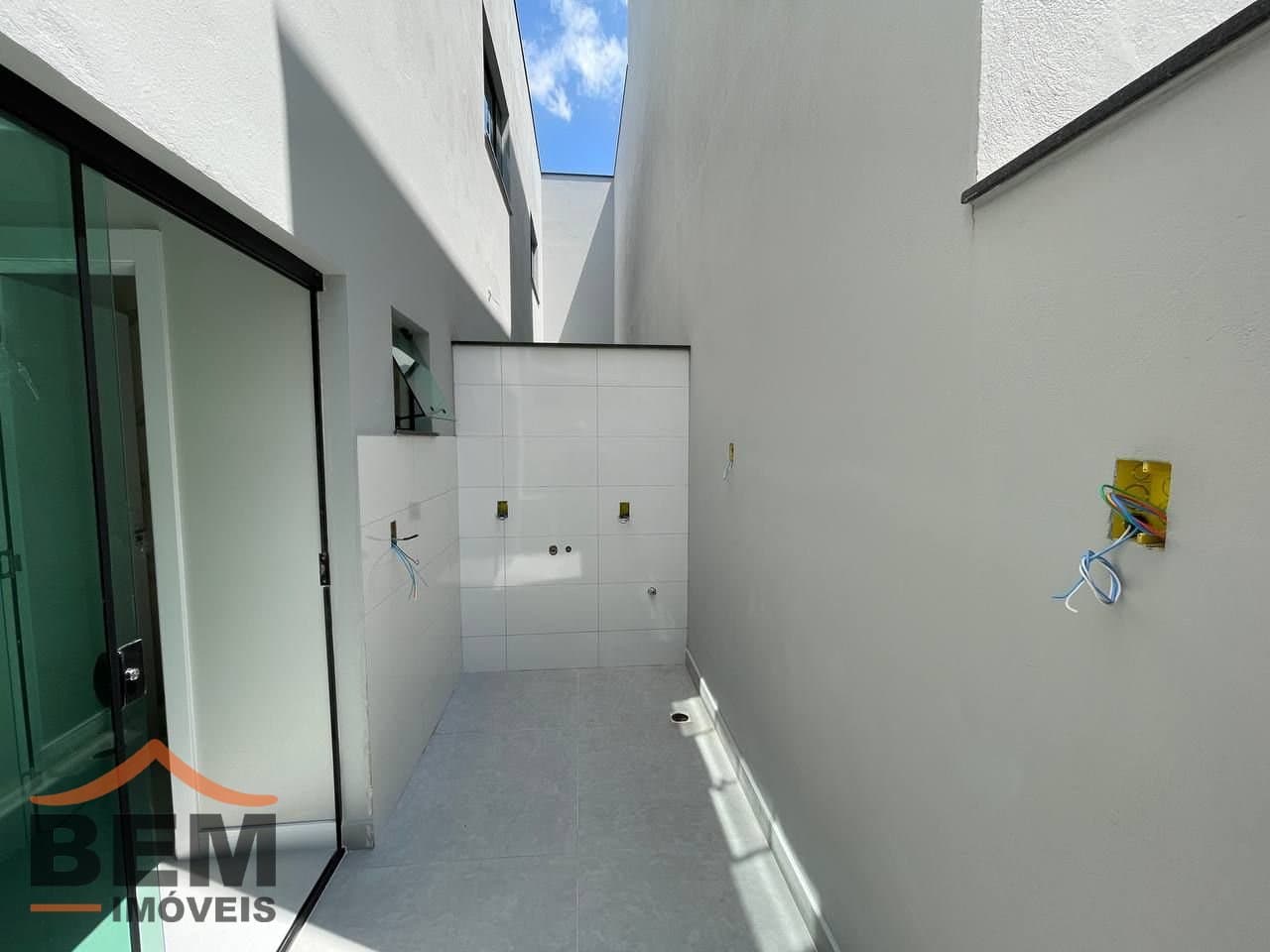 Casa para Venda com 2 quartos e 74m² no bairro Bairro Rio Pequeno, em Camboriú