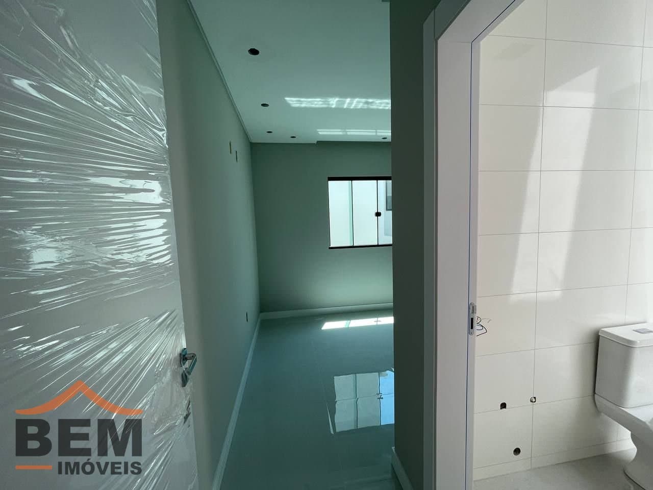 Casa para Venda com 2 quartos e 74m² no bairro Bairro Rio Pequeno, em Camboriú