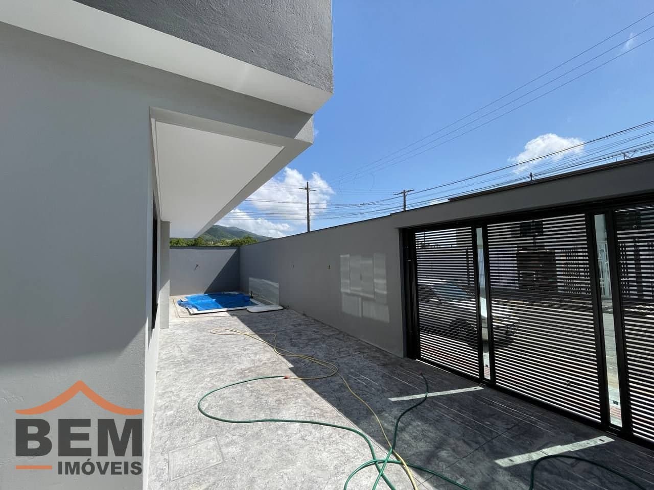 Casa para Venda com 3 quartos e 107m² no bairro Bairro Rio Pequeno, em Camboriú