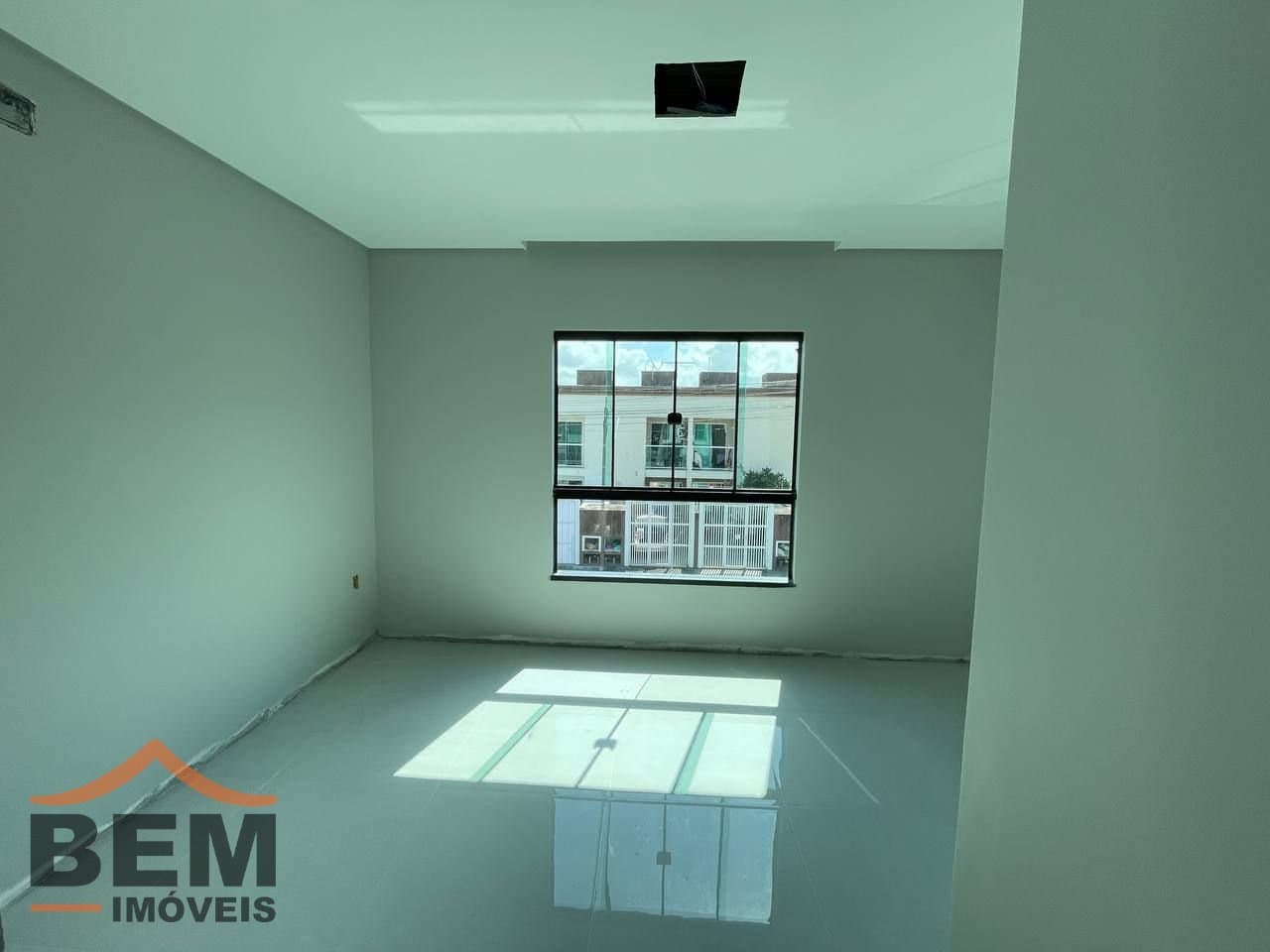 Casa para Venda com 3 quartos e 107m² no bairro Bairro Rio Pequeno, em Camboriú
