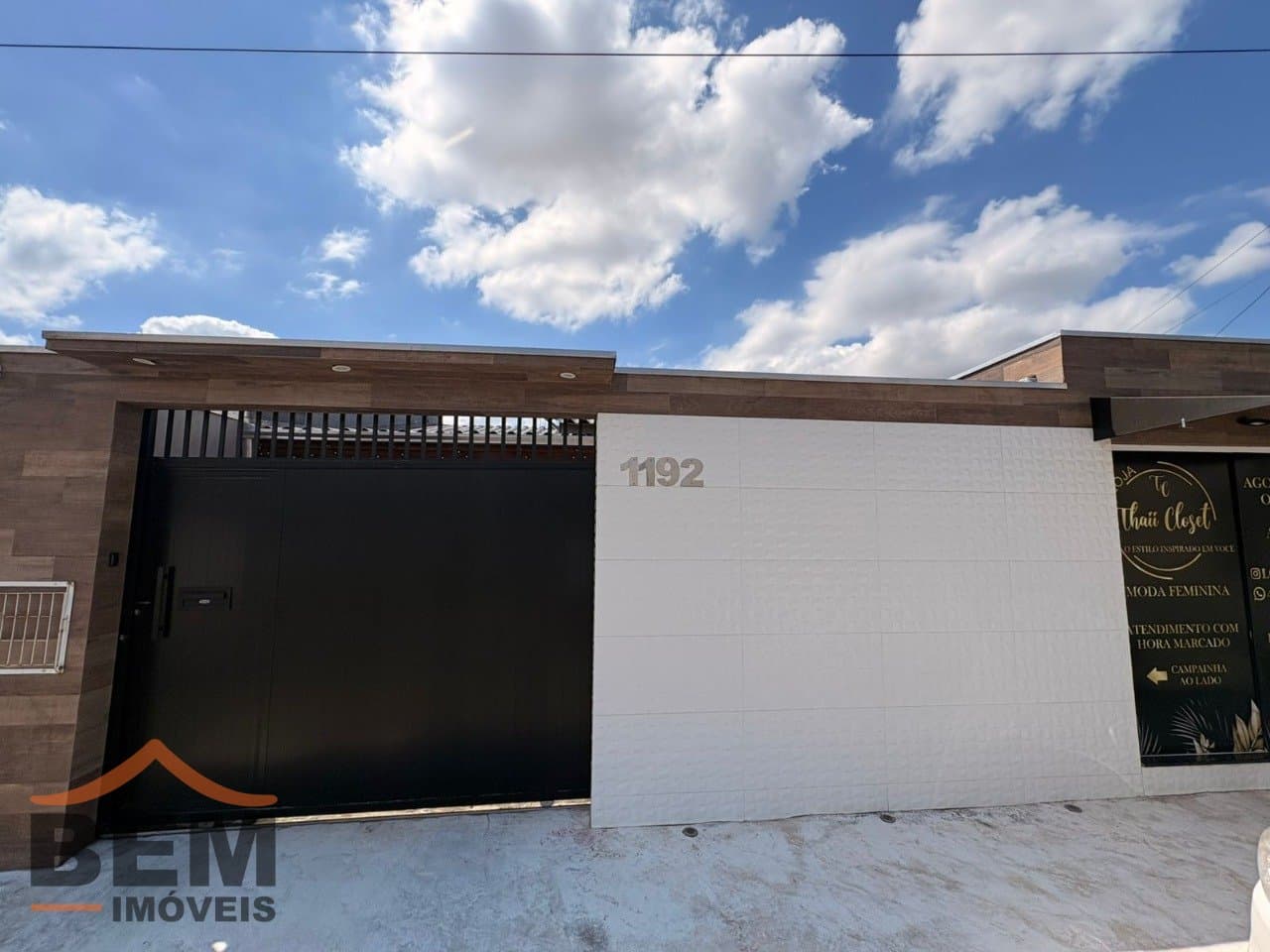 Casa para Venda com 2 quartos e 140m² no bairro Espinheiros, em Itajaí