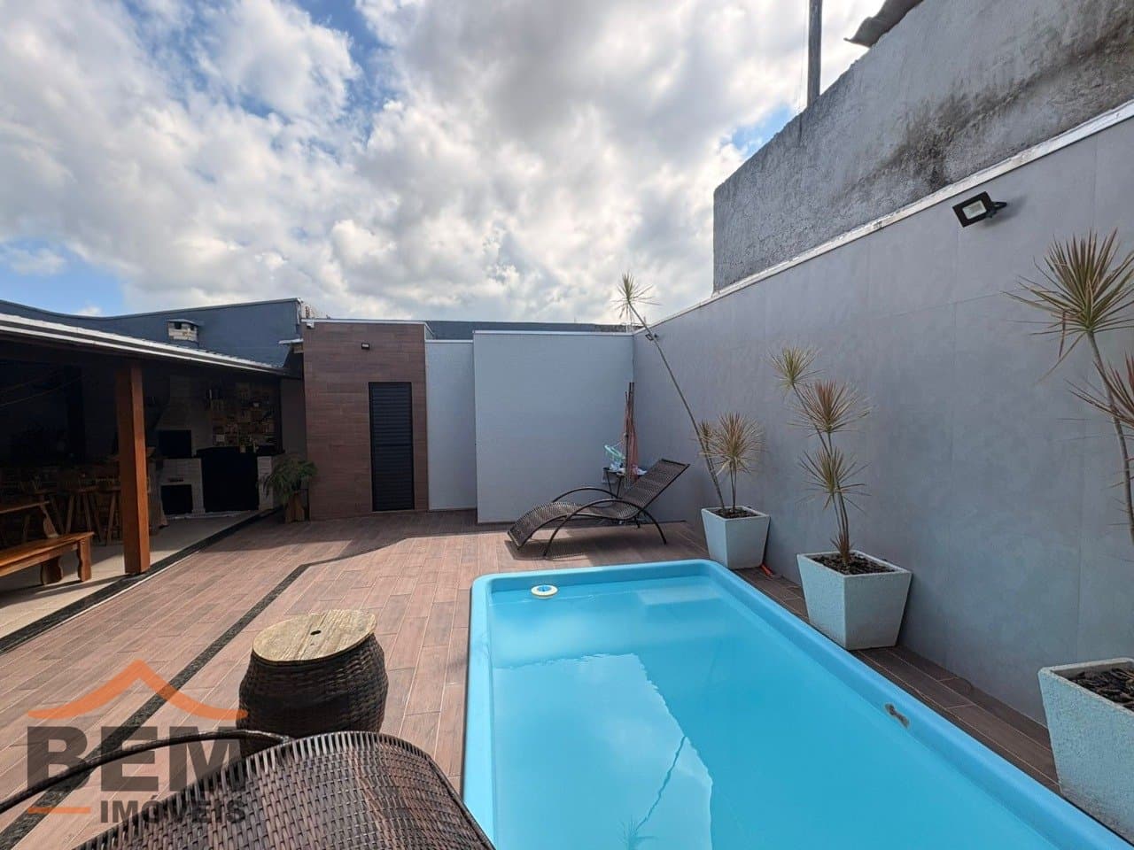 Casa para Venda com 2 quartos e 140m² no bairro Espinheiros, em Itajaí