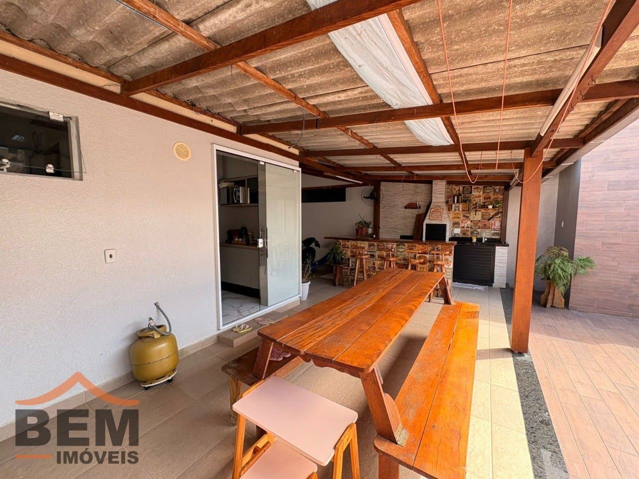Casa para Venda com 2 quartos e 140m² no bairro Espinheiros, em Itajaí