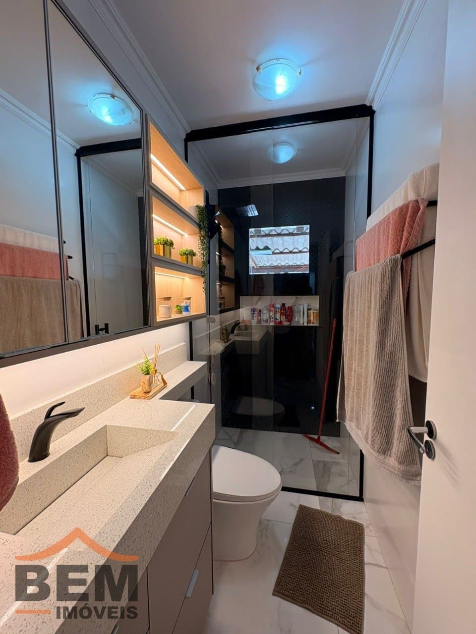 Casa para Venda com 2 quartos e 140m² no bairro Espinheiros, em Itajaí