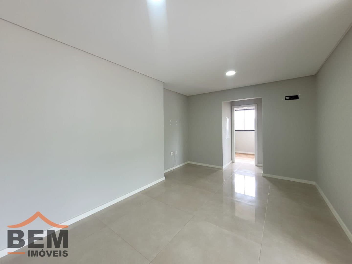 Apartamento com 2 quartos e 74m² no bairro Fazenda, em Itajaí
