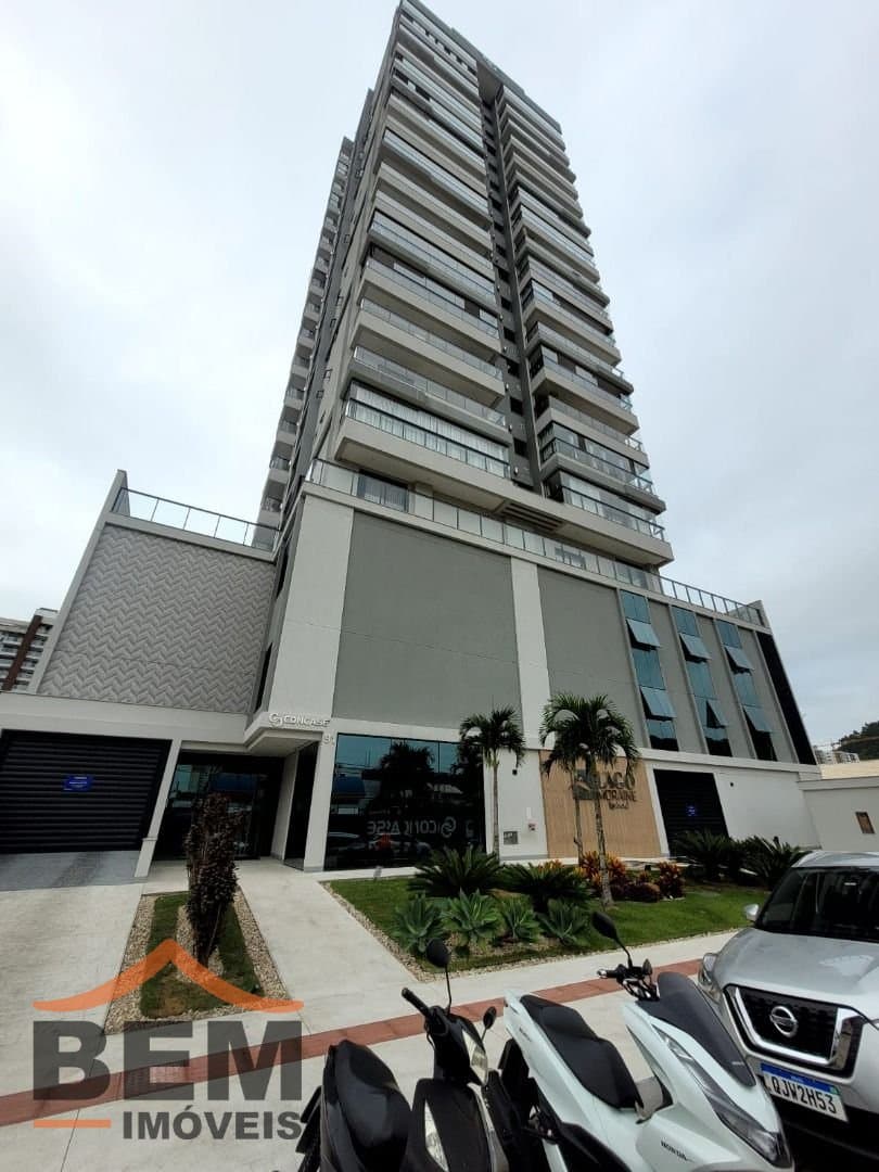 Apartamento com 2 quartos e 74m² no bairro Fazenda, em Itajaí