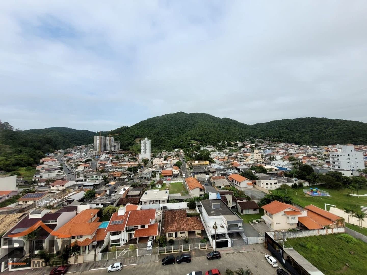 Apartamento com 2 quartos e 74m² no bairro Fazenda, em Itajaí