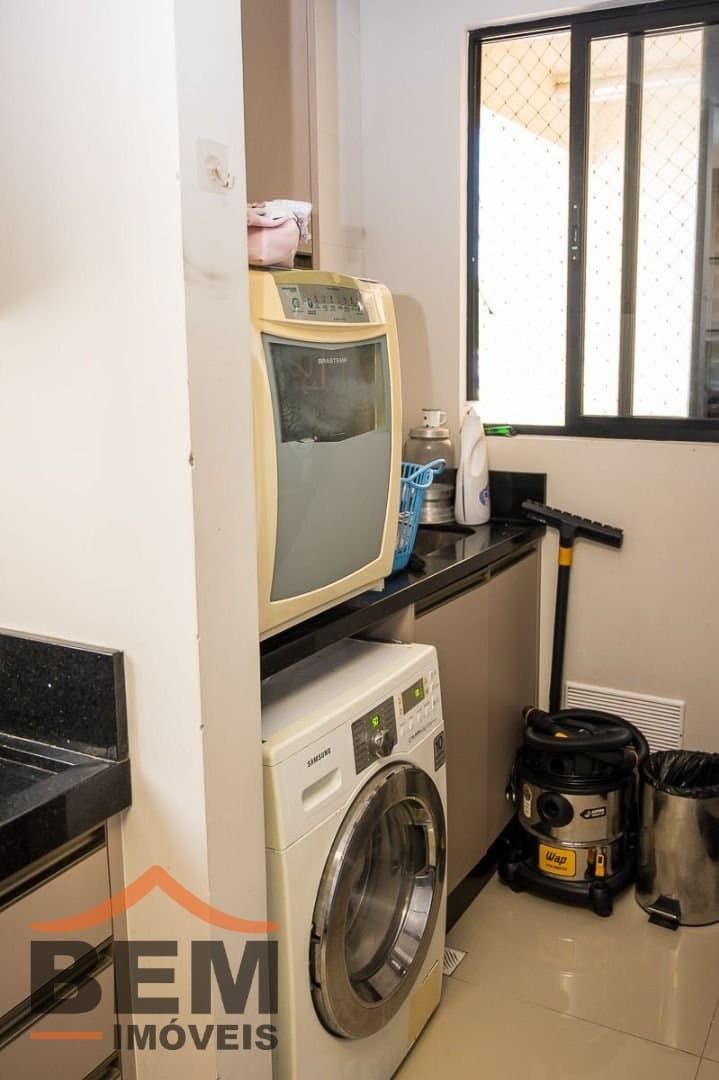 Apartamento para Venda com 2 quartos e 74m² no bairro São Judas, em Itajaí