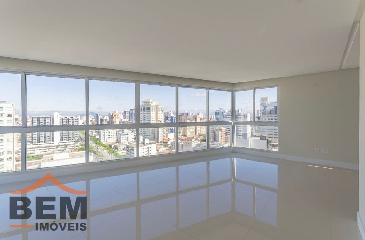 Apartamento para Venda com 4 quartos e 165m² no bairro Fazenda, em Itajaí