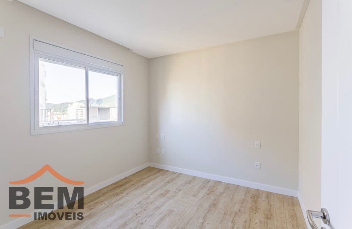 Apartamento para Venda com 4 quartos e 165m² no bairro Fazenda, em Itajaí