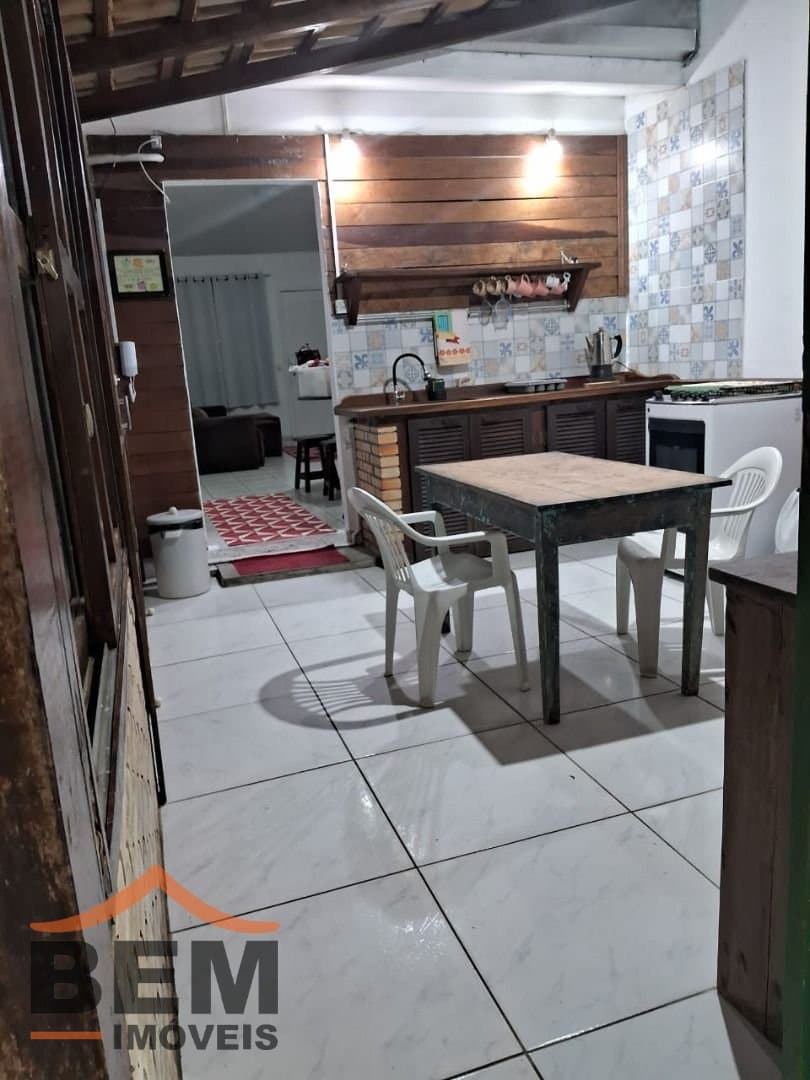 Casa para Venda com 3 quartos e 100m² no bairro Praia Brava, em Itajaí
