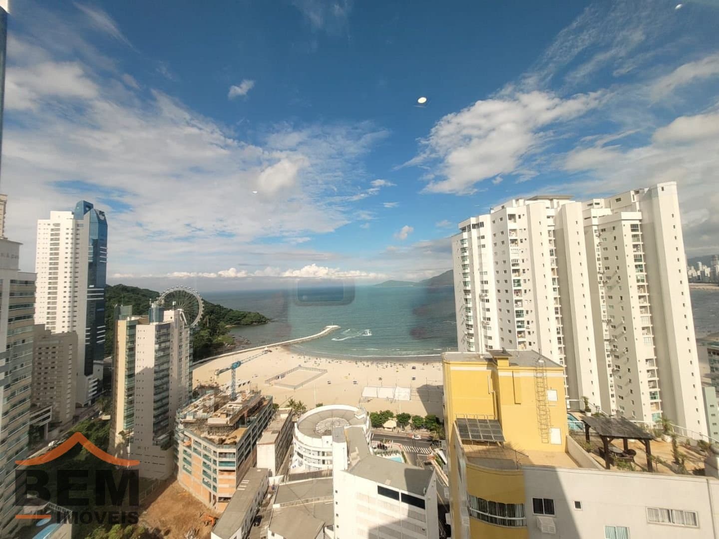 Apartamento para Locação com 4 quartos e 270m² no bairro Pioneiros, em Balneário Camboriú: 22- VISTA