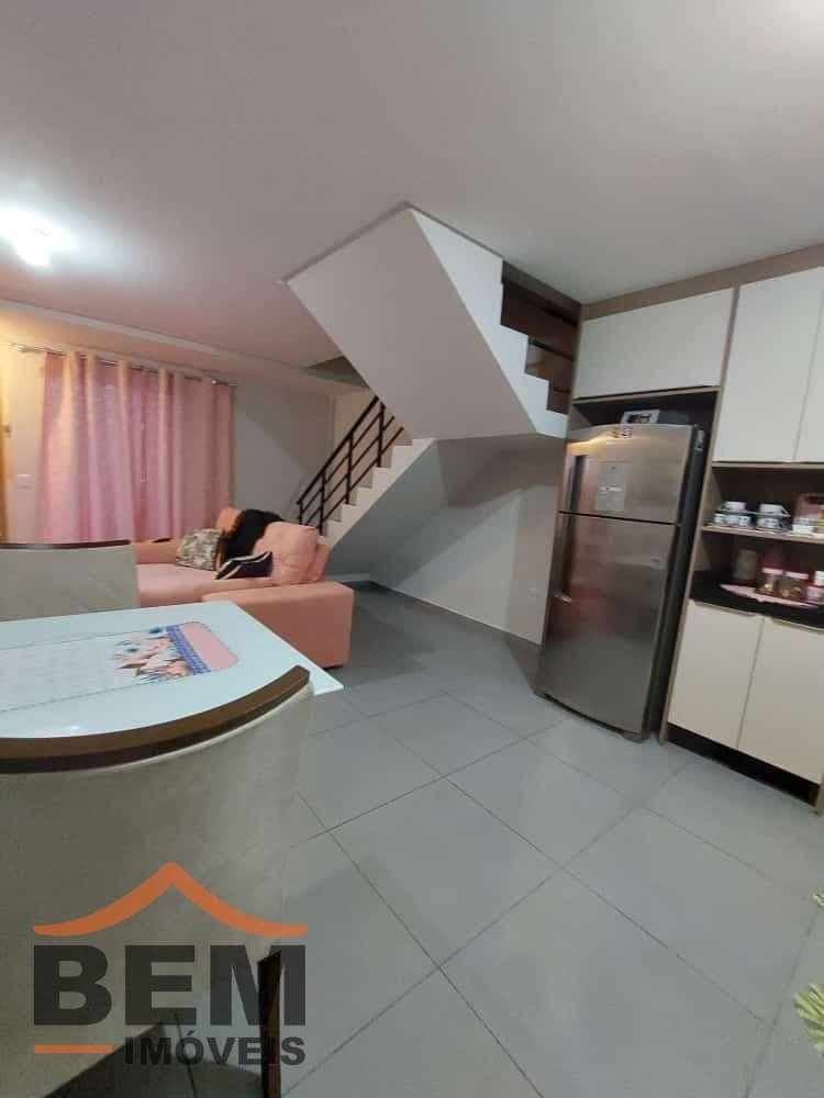 Casa para Venda com 2 quartos e 75m² no bairro Santa Regina, em Camboriú