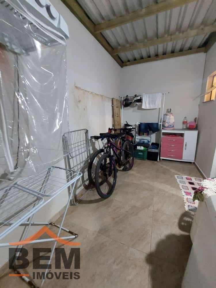 Casa para Venda com 2 quartos e 75m² no bairro Santa Regina, em Camboriú