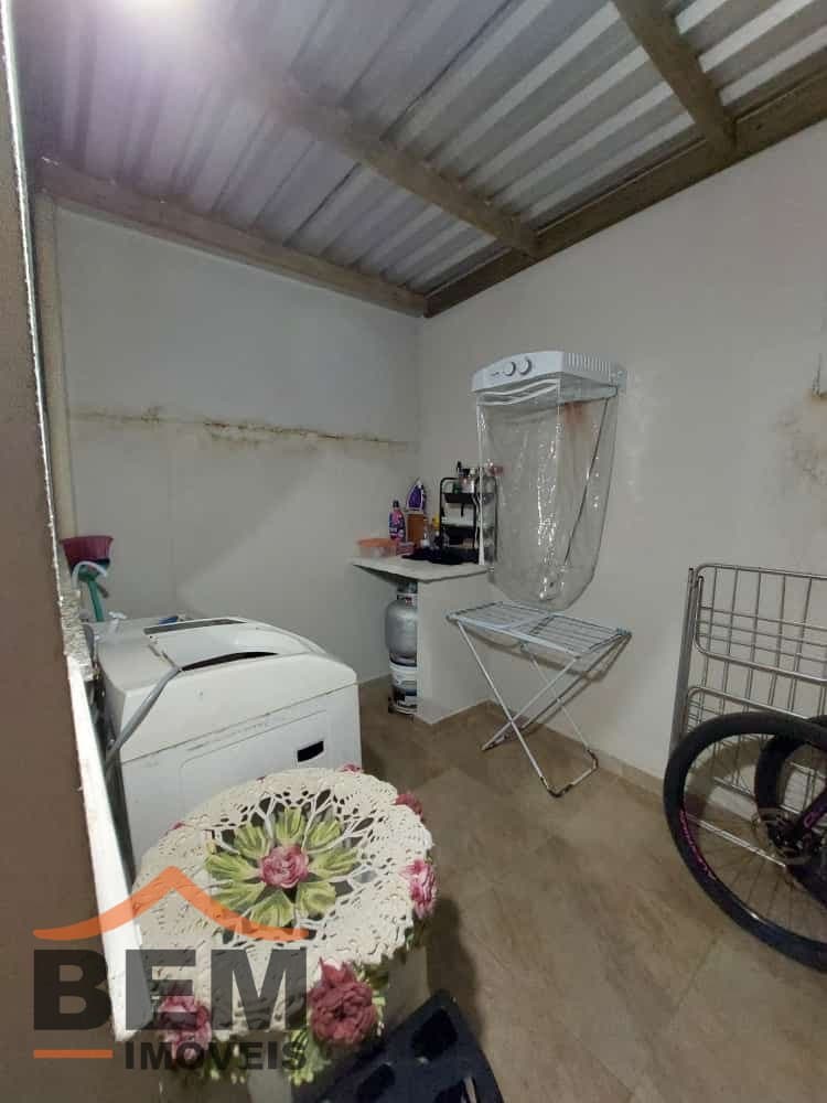 Casa para Venda com 2 quartos e 75m² no bairro Santa Regina, em Camboriú