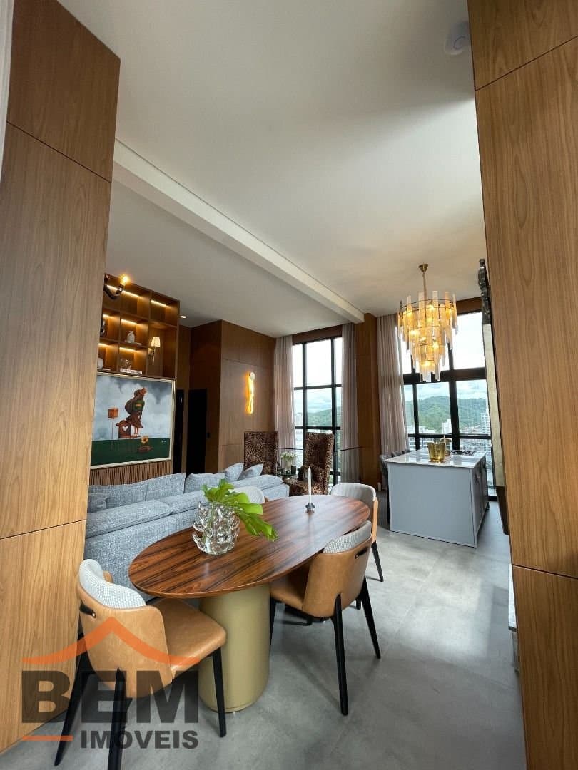 Apartamento para Venda com 3 quartos e 177m² no bairro Fazenda, em Itajaí