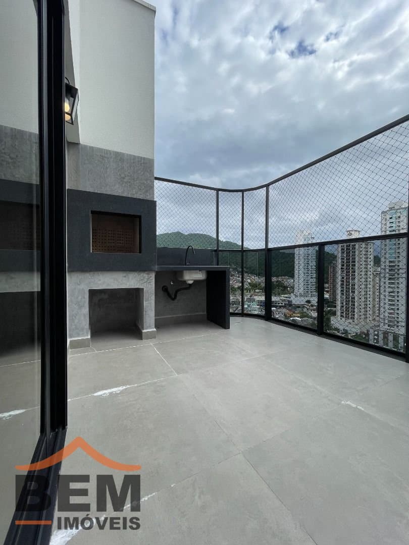 Apartamento para Venda com 3 quartos e 177m² no bairro Fazenda, em Itajaí