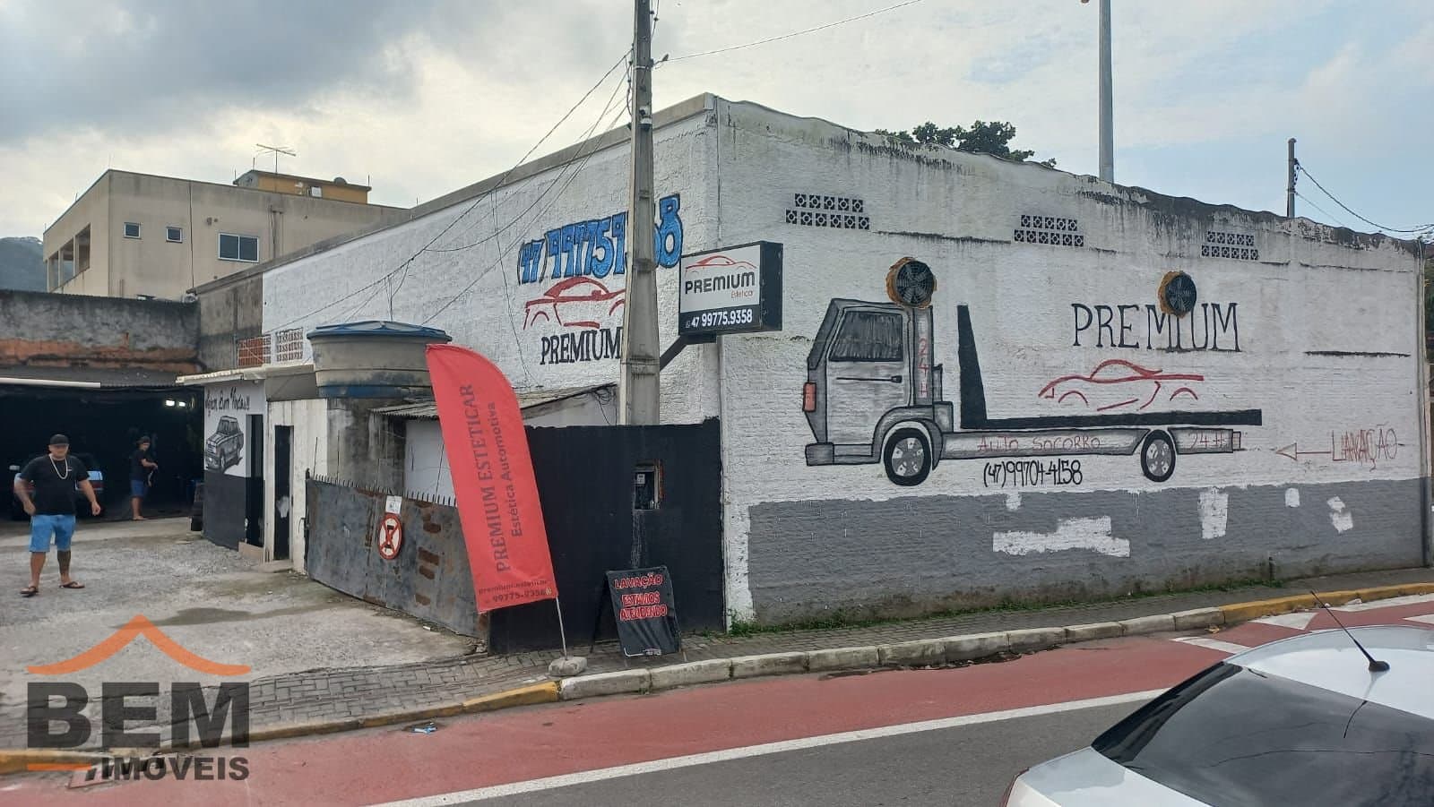 Prédio Comercial para Venda com 560m² no bairro Monte Alegre, em Camboriú