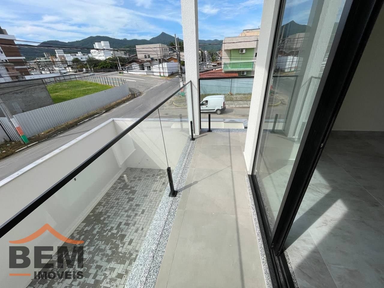 Casa para Venda com 3 quartos e 107m² no bairro Santa Regina, em Camboriú