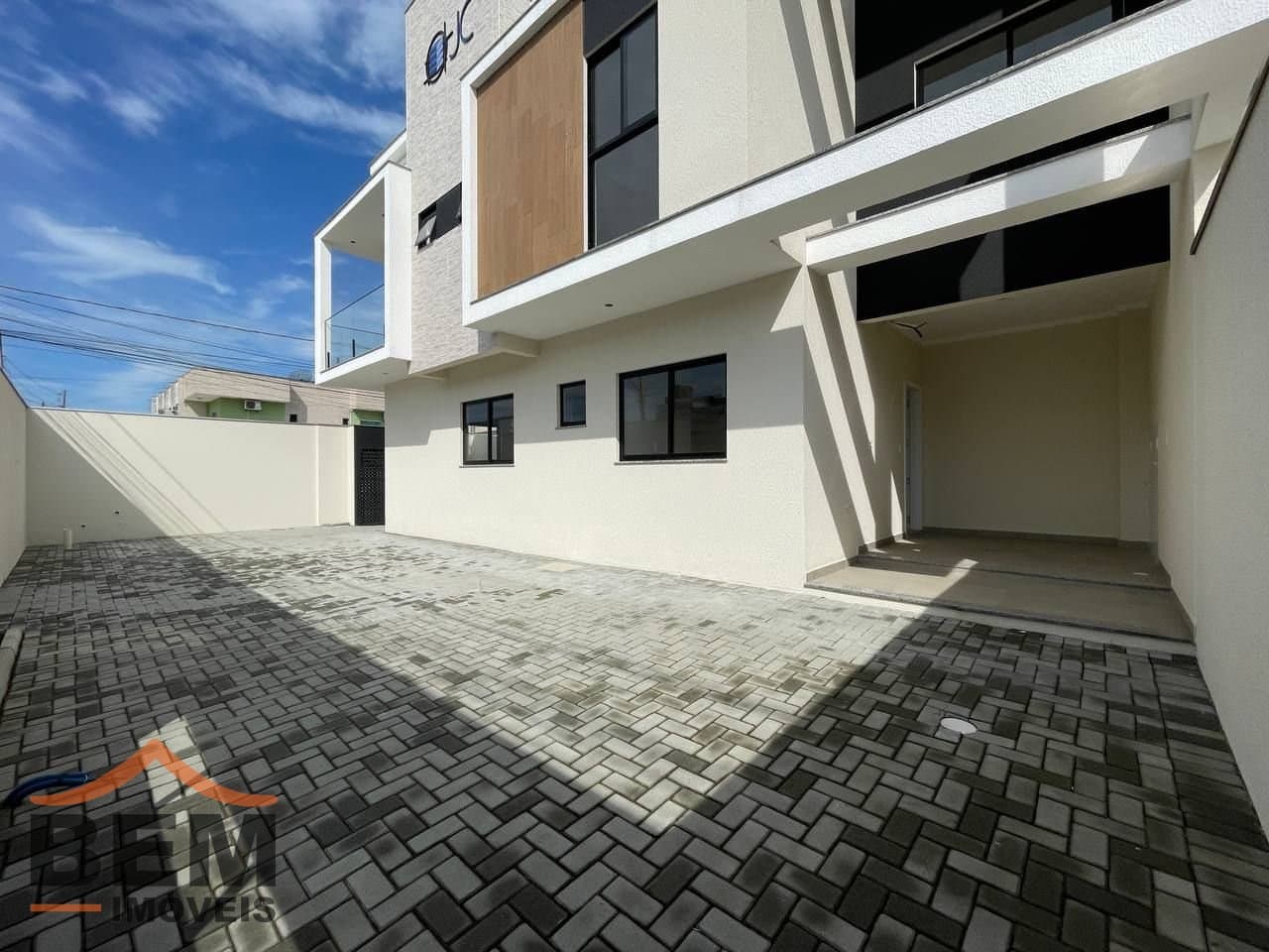 Casa para Venda com 3 quartos e 107m² no bairro Santa Regina, em Camboriú