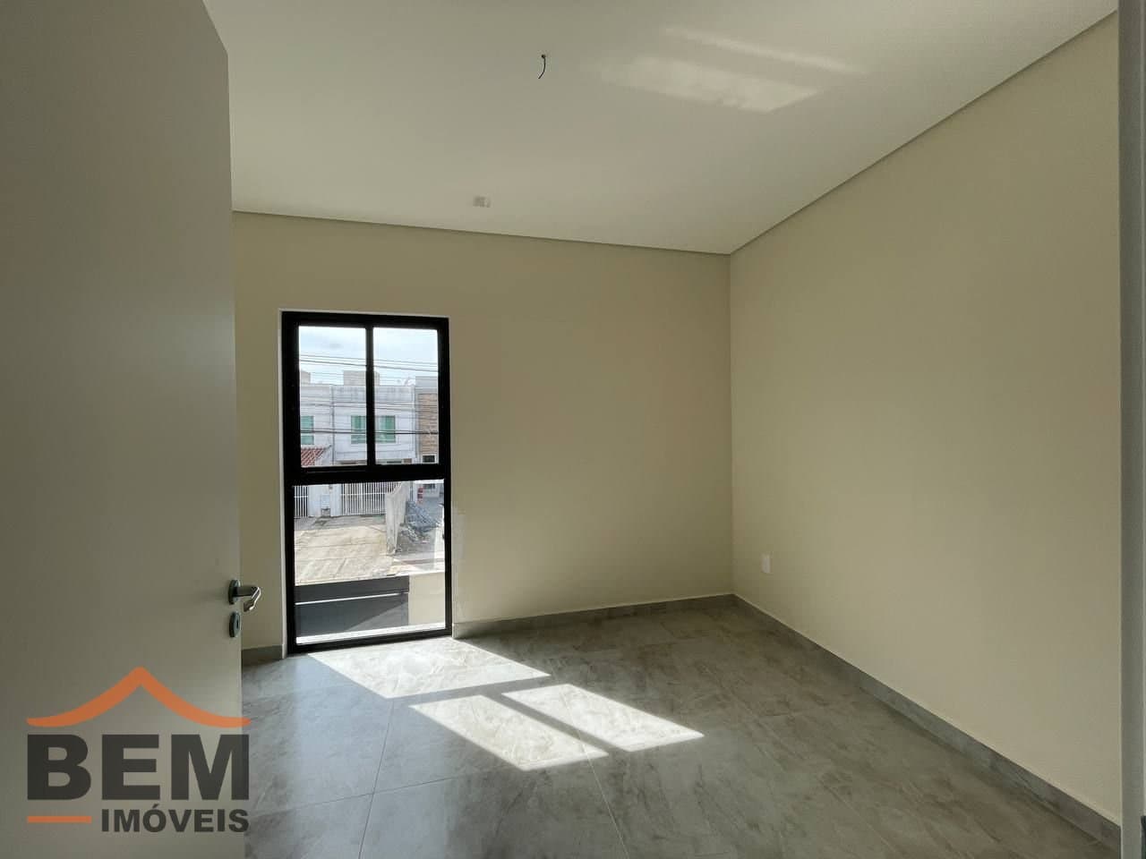 Casa para Venda com 3 quartos e 107m² no bairro Santa Regina, em Camboriú