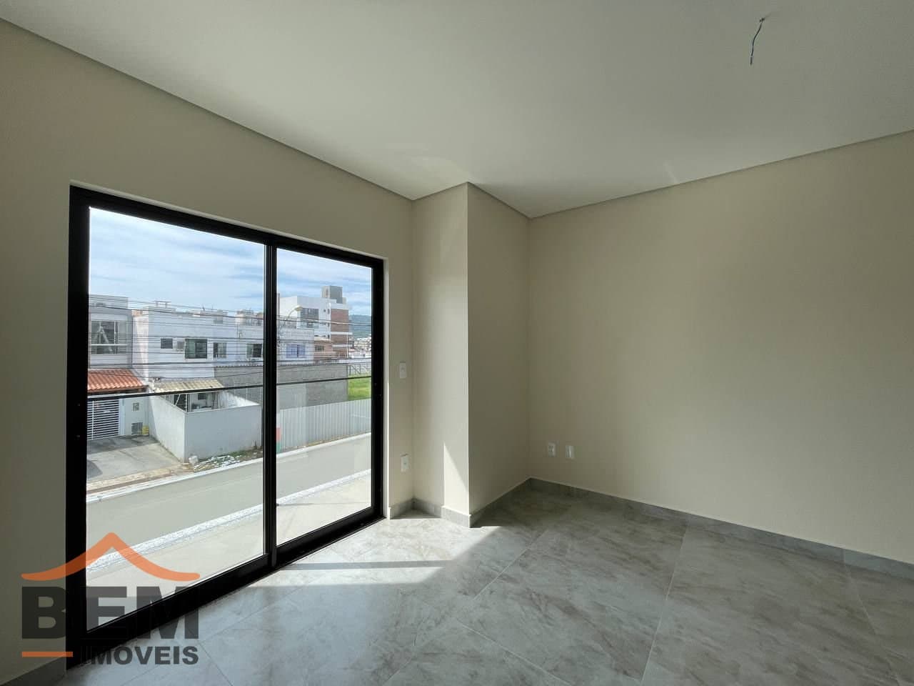 Casa para Venda com 3 quartos e 107m² no bairro Santa Regina, em Camboriú