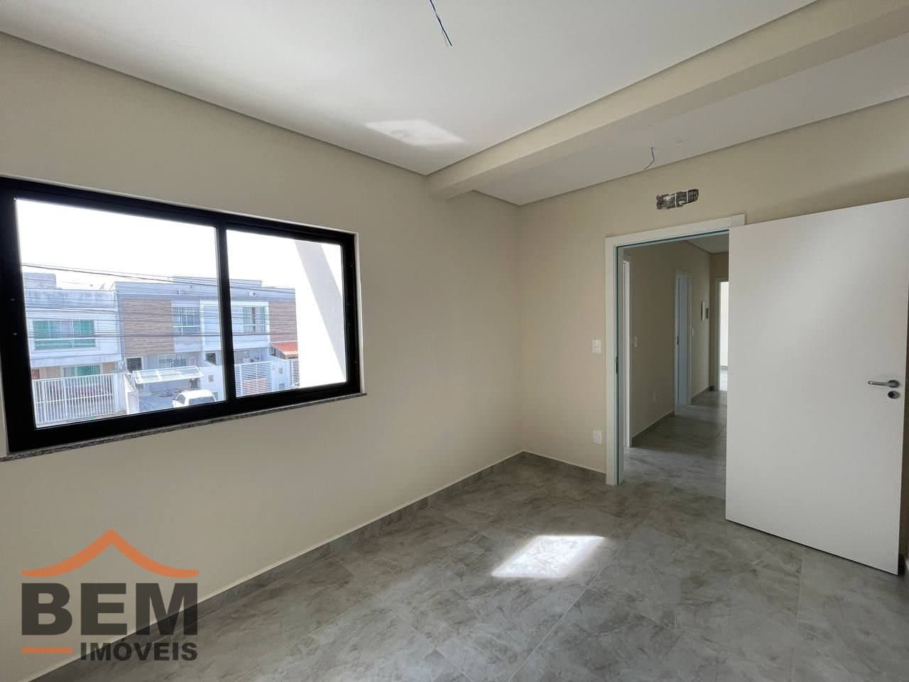 Casa para Venda com 3 quartos e 107m² no bairro Santa Regina, em Camboriú