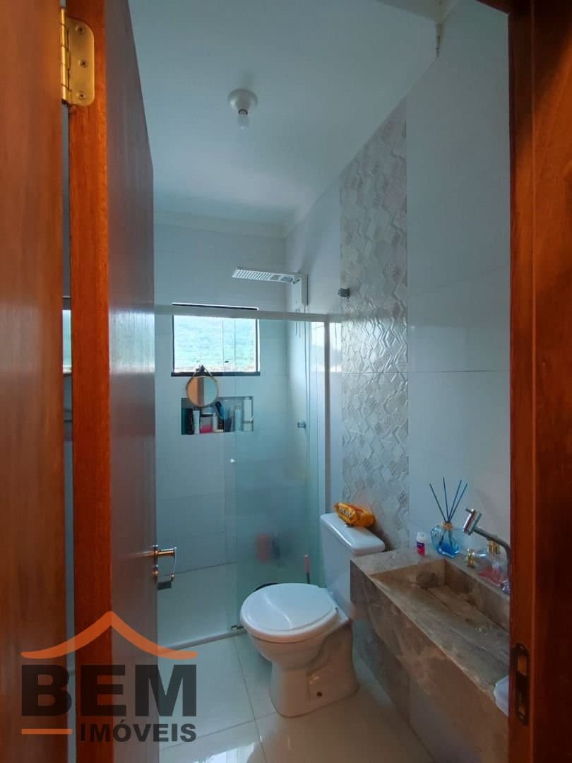 Casa para Venda com 2 quartos e 84m² no bairro Bairro Rio Pequeno, em Camboriú