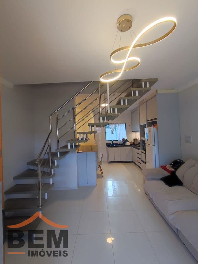 Casa para Venda com 2 quartos e 84m² no bairro Bairro Rio Pequeno, em Camboriú