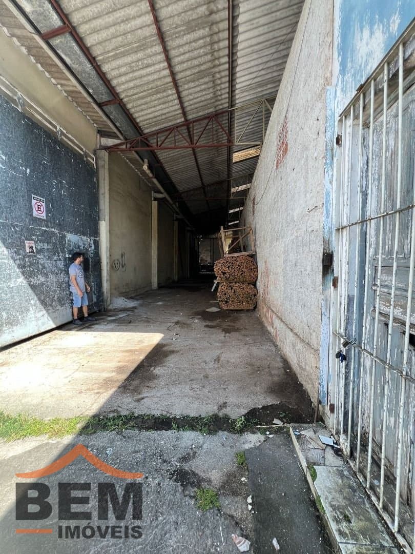 Galpão para Venda com 1890m² no bairro São Vicente, em Itajaí
