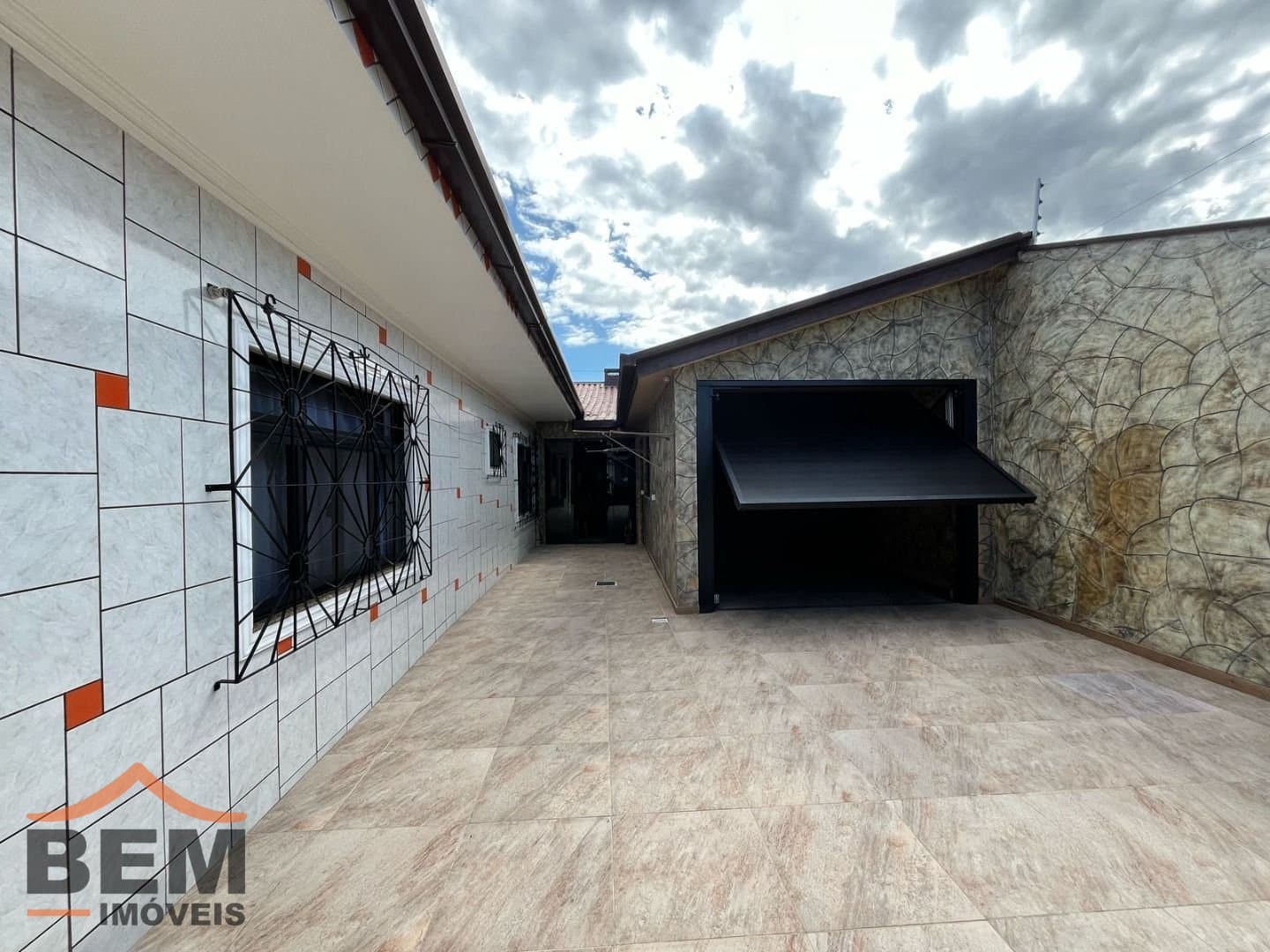Casa para Venda com 3 quartos e 280m² no bairro Cordeiros, em Itajaí