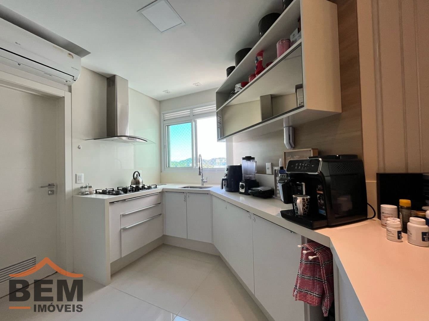 Apartamento para Venda com 3 quartos e 150m² no bairro Praia Brava, em Itajaí