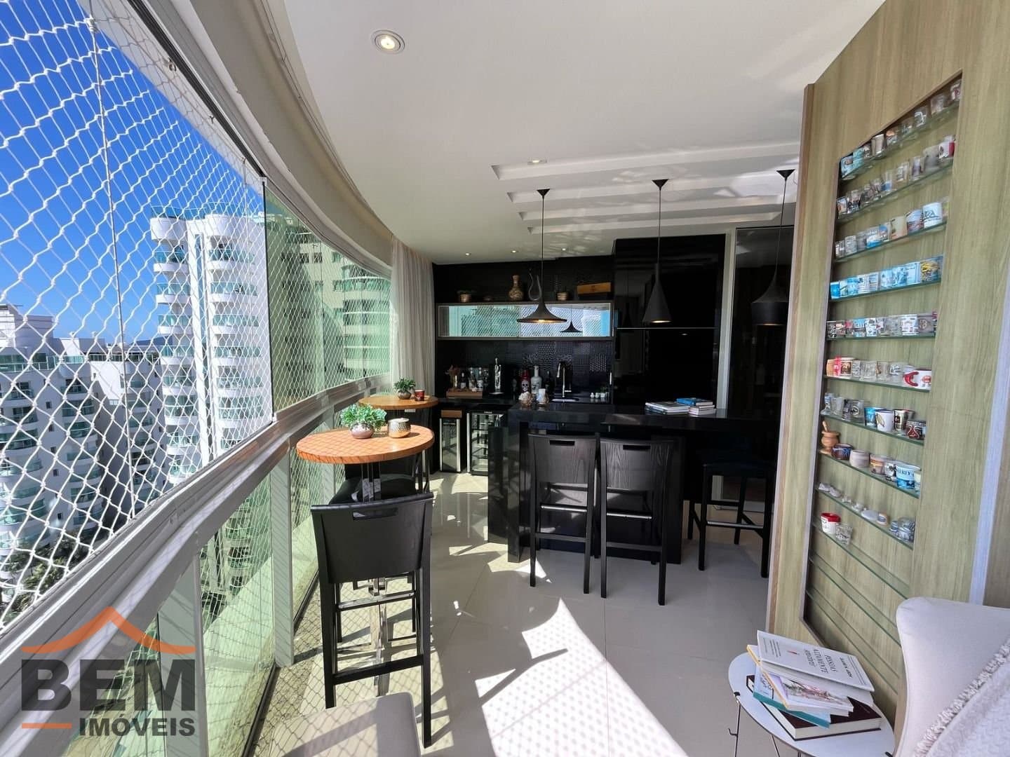 Apartamento para Venda com 3 quartos e 150m² no bairro Praia Brava, em Itajaí